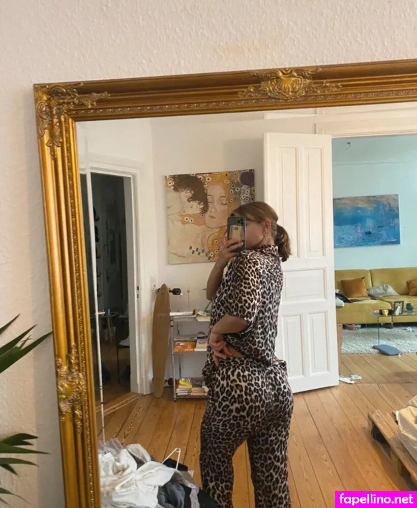 Littlemissmeraki Leaked Nude Picture #deFRJPgWTi