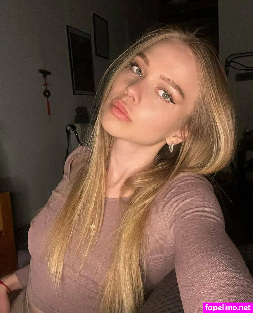 Emiliebrooklyn_, emily_brooklyn Leaked Nude Picture #DzdaY0wBk0