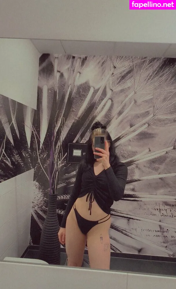 Emiilyerdbeer, emilyerdbeer666 Leaked Nude Picture #pbt30RahLN