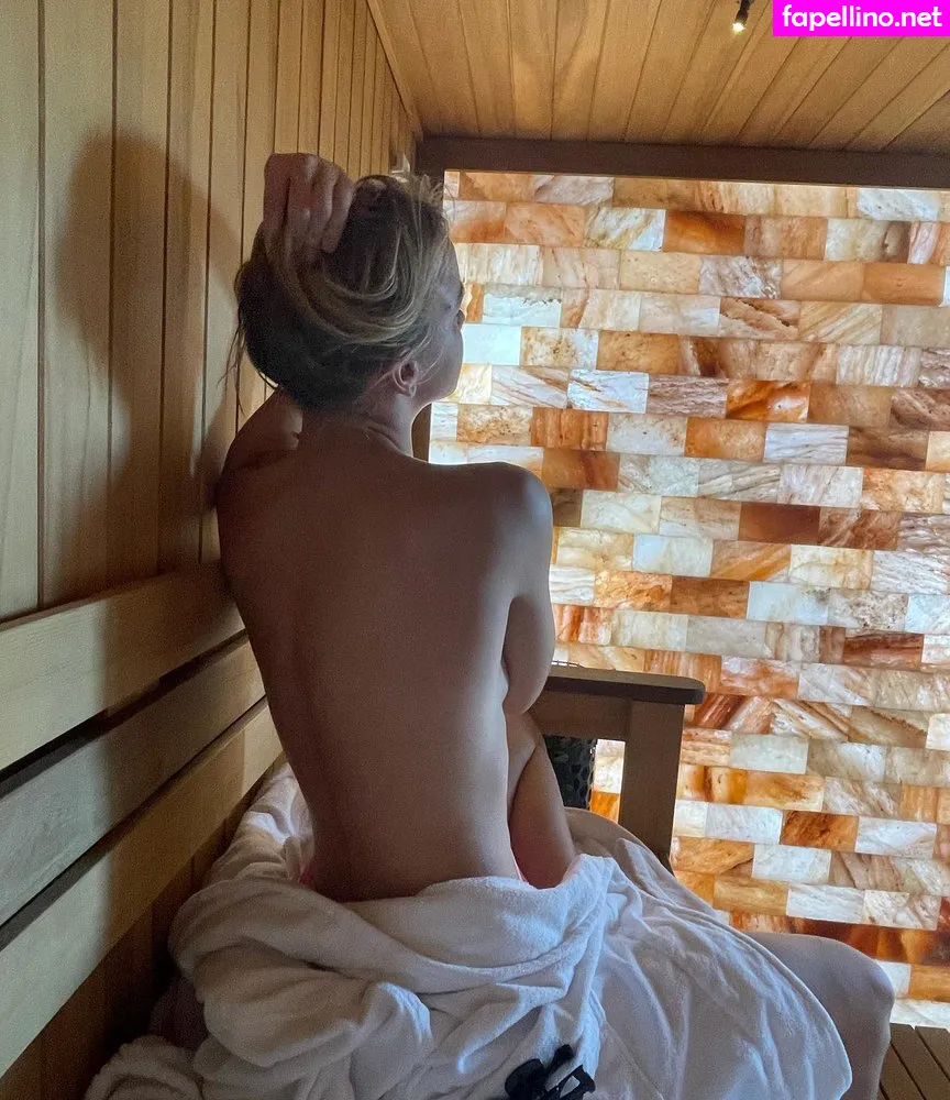 Emmabrooks, nalabrooks Leaked Nude Picture #4kDHYtMH2i