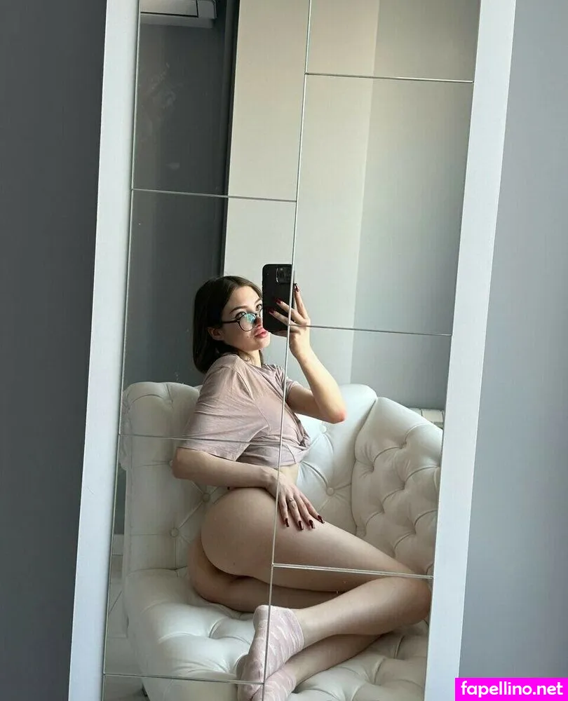Emmsee Leaked Nude Picture #sRvkJBwg7D