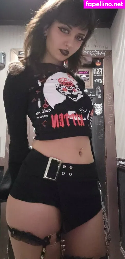 Obvious_Confusion699, emogrl98, emostonergorl, smolstarcaster Leaked Nude Picture #MyI5dGW5IR