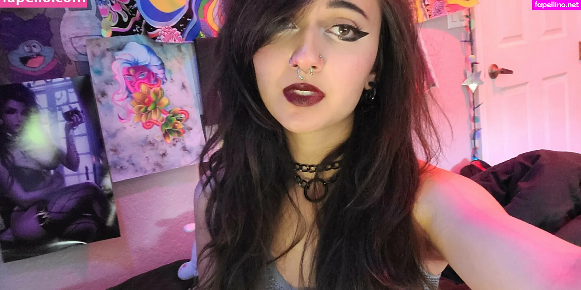 Obvious_Confusion699, emogrl98, emostonergorl, smolstarcaster Leaked Nude Picture #sq6wh7CeUs