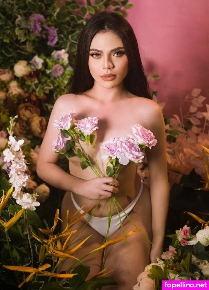 Tsenchantress Leaked Nude Picture #SNpMEXnV8X
