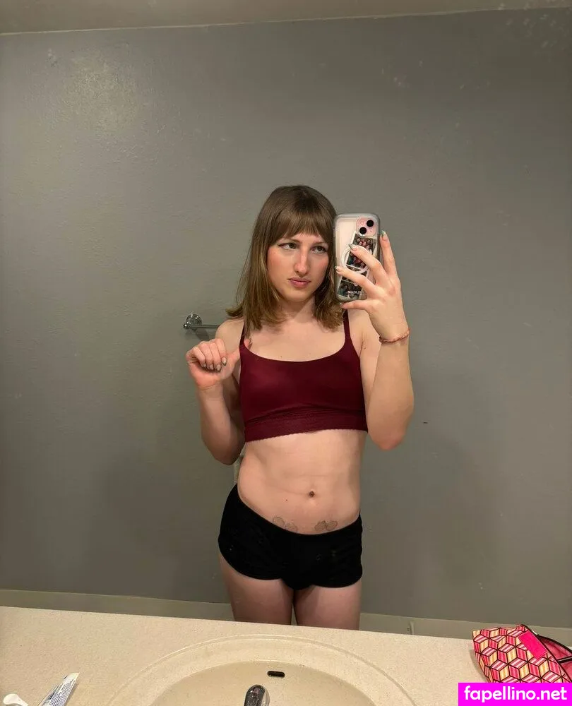 Esthergreyplus, https: Leaked Nude Picture #JpBoumdalP