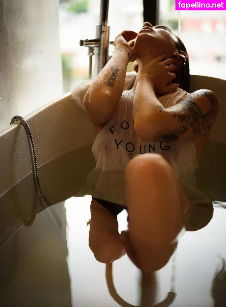 Euyaz Leaked Nude Picture #onwx2f05PR