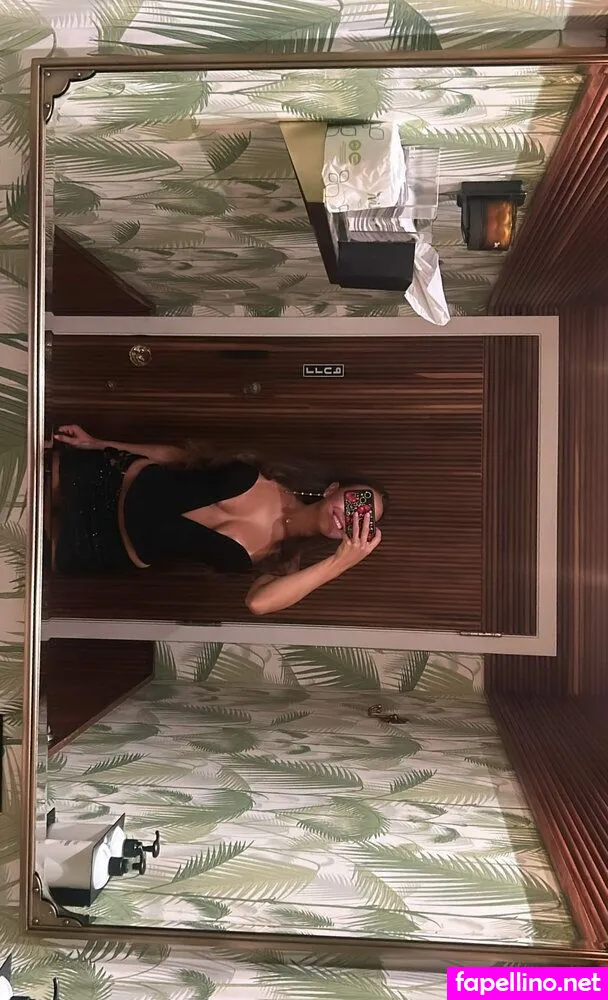 Archancel, emothotbotgf, faceoffailure, niohvie Leaked Nude Picture #DOYyfFax1i