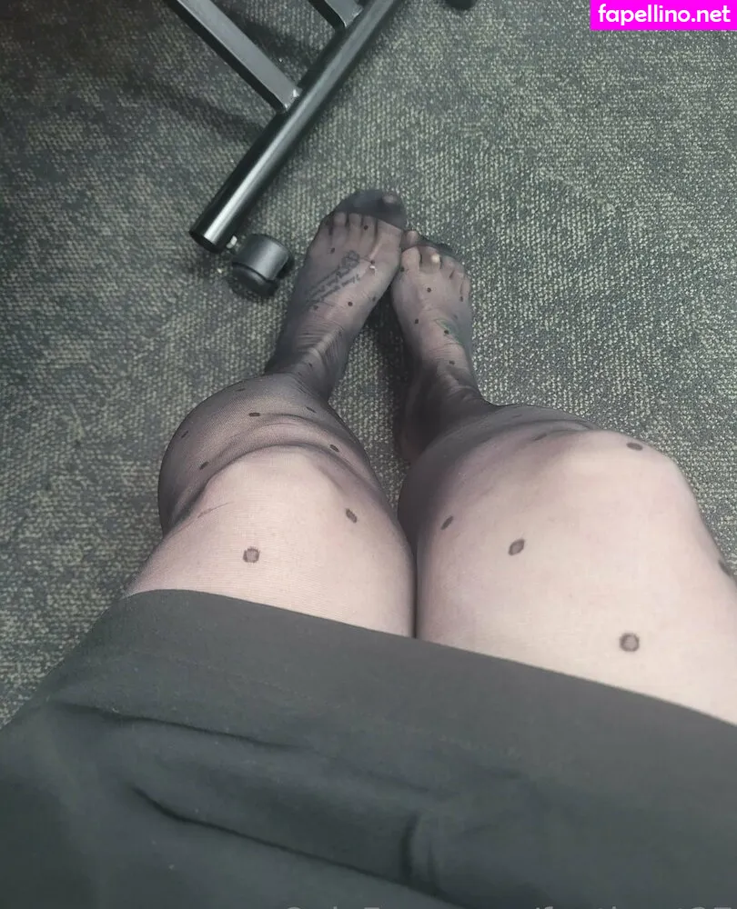 Feetheat27, sinfulpandora27 Leaked Nude Picture #Sxhmdfe0j3