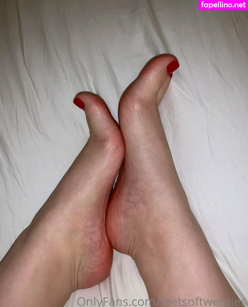 Feetsoftwenties, feetsweetness Leaked Nude Picture #evzs1heEd0
