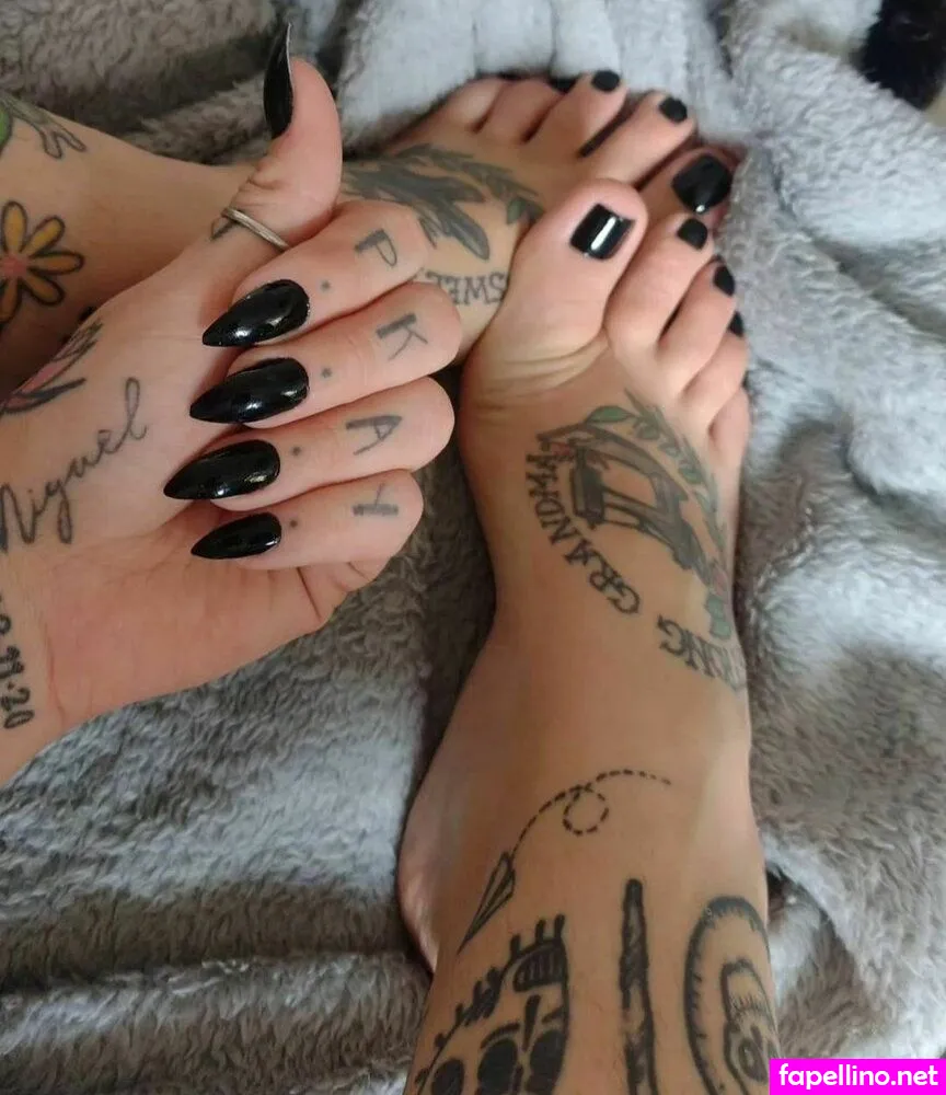 _fenix_queen_, about, fennixqueen Leaked Nude Picture #Z054d8OadN