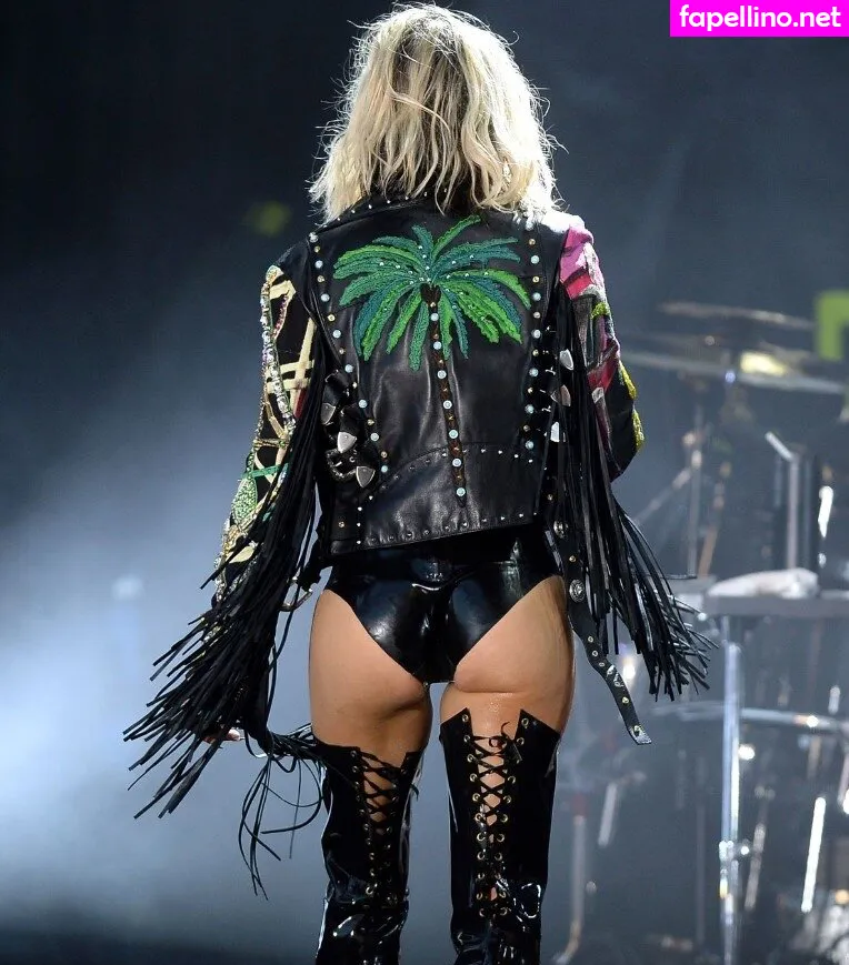 Fergie Leaked Nude Picture #gZJD6eHcRG