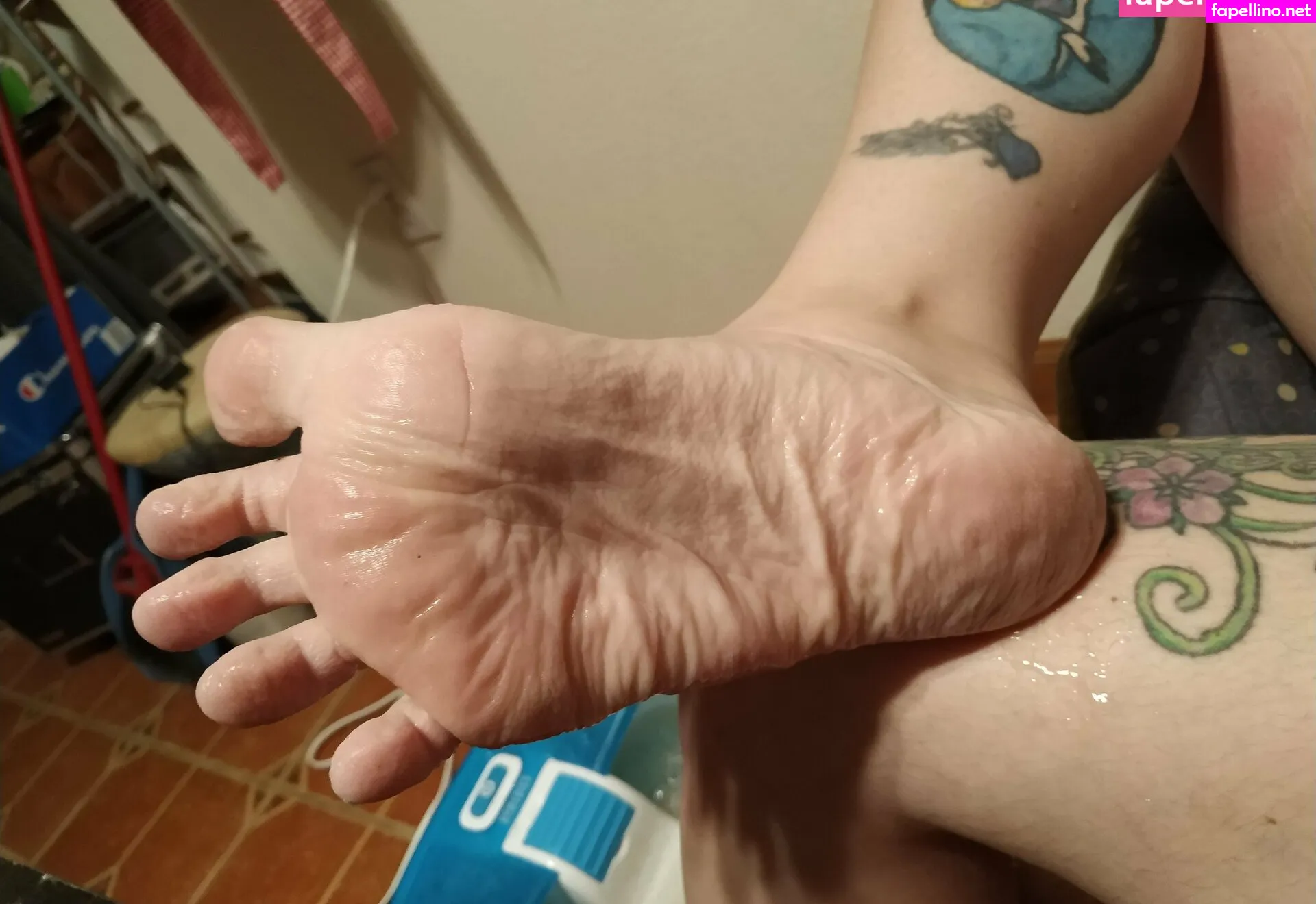 Ferralynriver, kimonocamkats Leaked Nude Picture #PapSIIy0xz