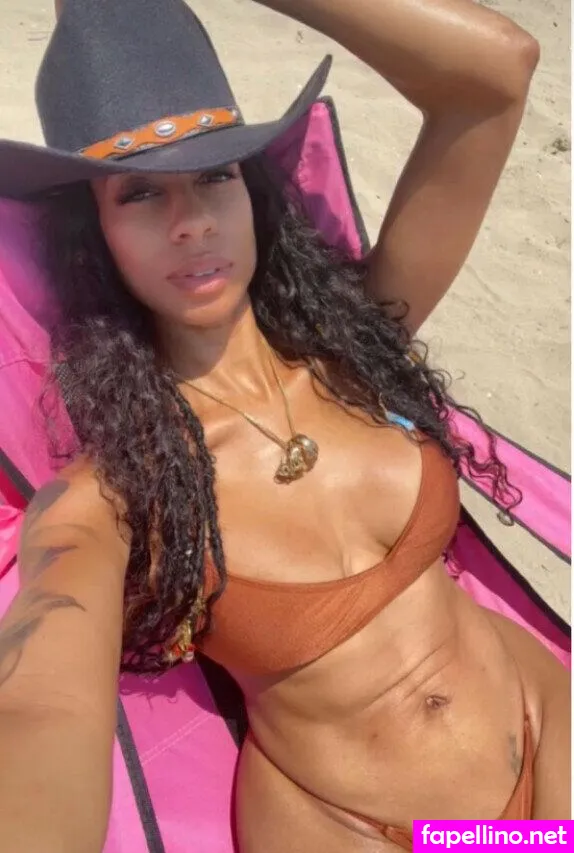 Figgmunityworld Leaked Nude Picture #xB5CXt7BAO