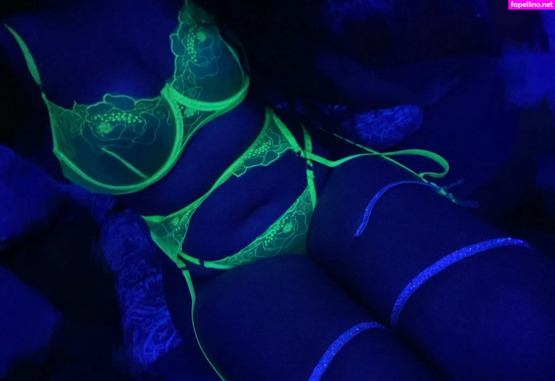 Flame_lily_aigaleo, flamelilly Leaked Nude Picture #PrOxblYkcp