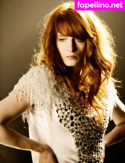 Florence Leaked Nude Picture #4zP5hs5pgX