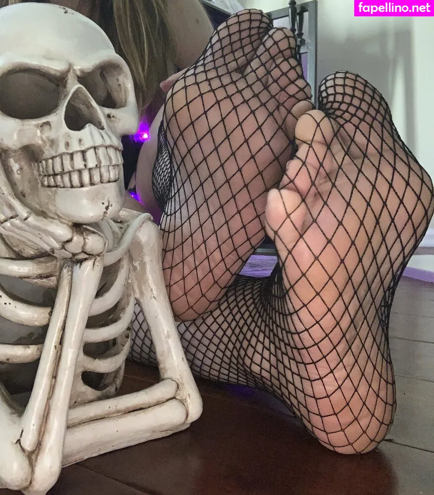 Foot_the_bills, tontum_kollectionz Leaked Nude Picture #bacJLDm0L2
