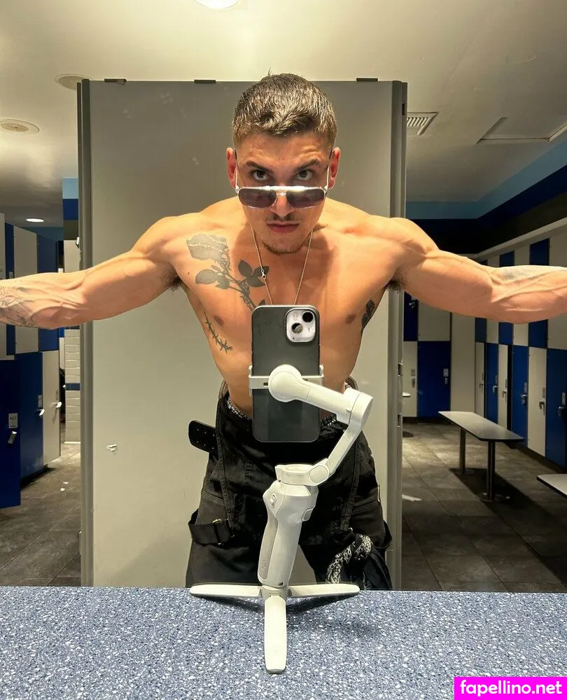 Freevictorray, victorray Leaked Nude Picture #9GDfQ4Wo4G