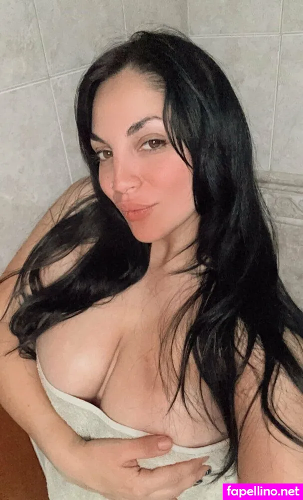 Giulianamilagross, milagros_dilorenzo Leaked Nude Picture #e7S0NfFdko