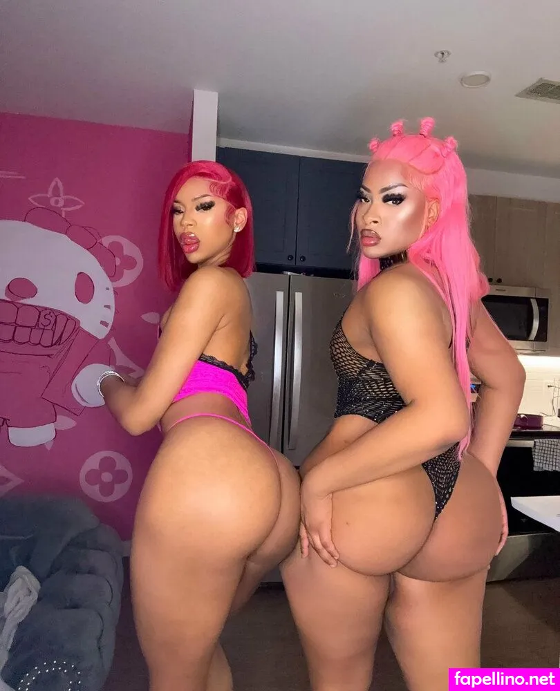 Glockzbaby, mykittyicy Leaked Nude Picture #EEKCMAuG6J
