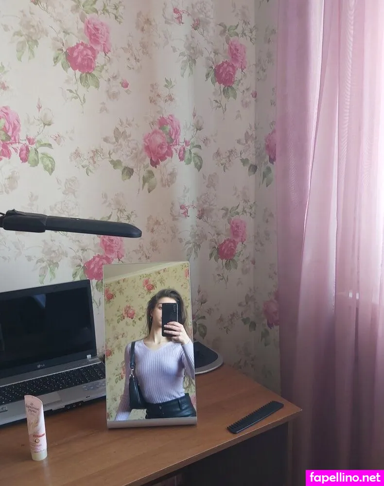Glommy Leaked Nude Picture #6856Rq9hB7
