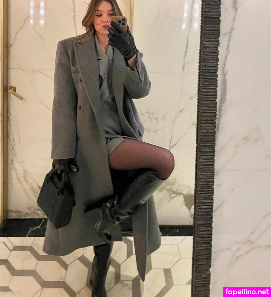 Hailee Steinfeld, haileesteinfeld, https: Leaked Nude Picture #0X7BCFoDlu