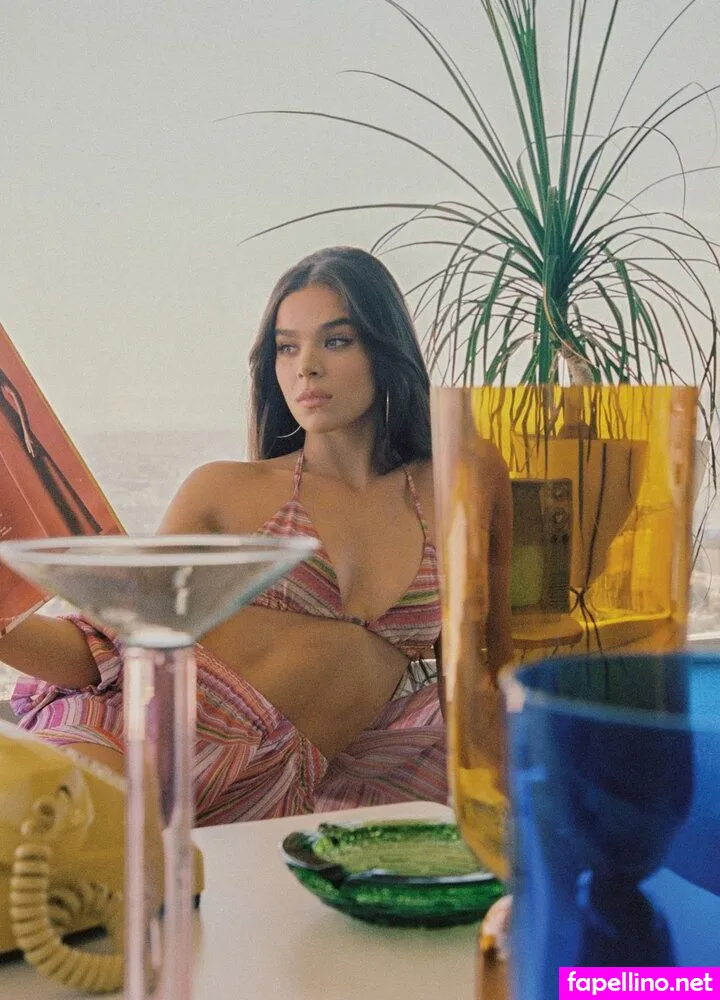 Hailee Steinfeld, haileesteinfeld, https: Leaked Nude Picture #MzdIJ3afbw