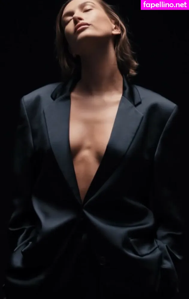 Haileybieber Leaked Nude Picture #8Kp1KJcnvx