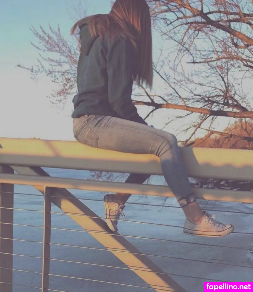 Hal3ylarson, haleylarsonnn Leaked Nude Picture #uJ6mjCg2oU