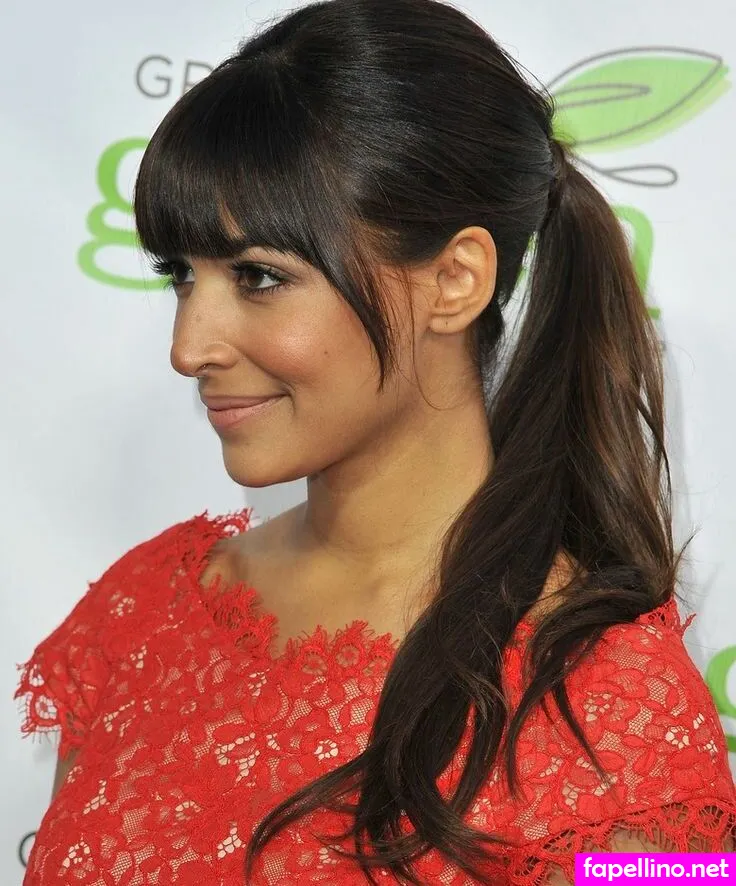 Hannah Simone Leaked Nude Picture #Q4ADFe25hp