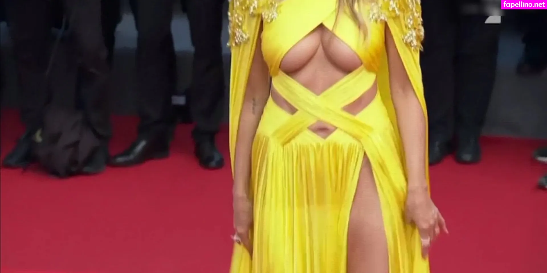 Heidiklum Leaked Nude Picture #2E7VlpLYsa