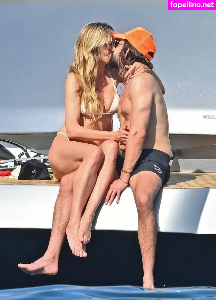 Heidiklum Leaked Nude Picture #8UIGQ9Dd9d