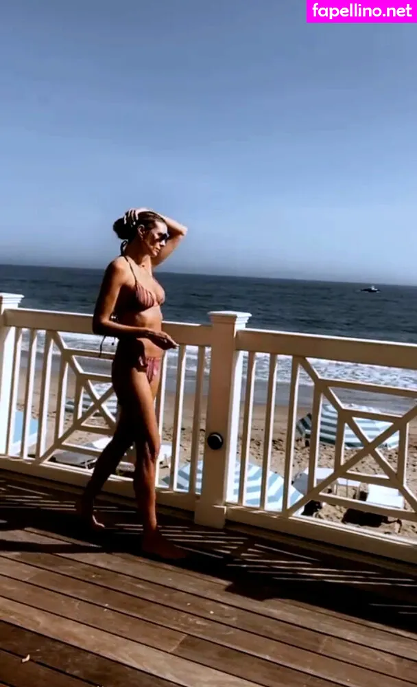 Heidiklum Leaked Nude Picture #LWA9e0zgUa