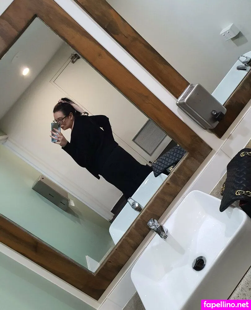 Hellomissvixen89 Leaked Nude Picture #hn42KsGiLO