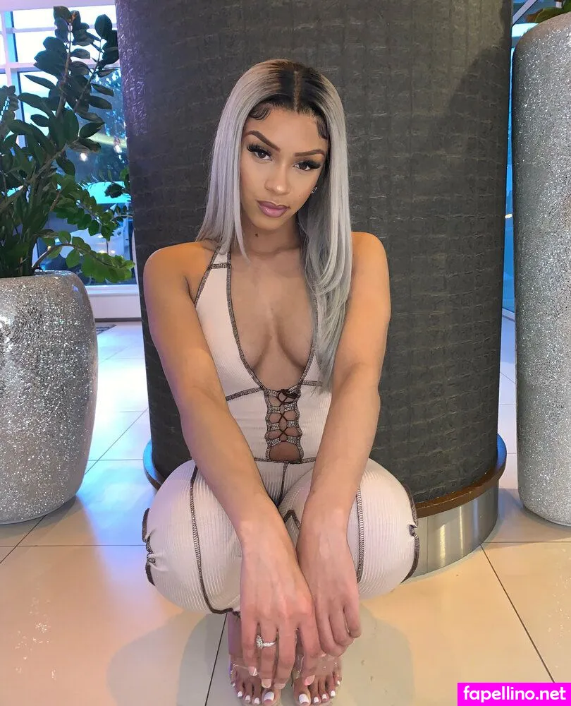 Herfeetonfleek Leaked Nude Picture #X2yyX9EwV7