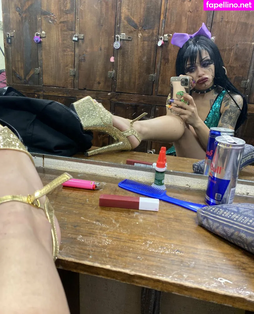 Hollyhendrix_, hollyhendrixofficial Leaked Nude Picture #bNnrphym94