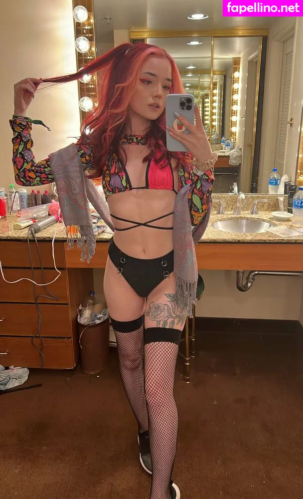 Bratty lindsay, holoraevyn, https: Leaked Nude Picture #4bg7USFF0I