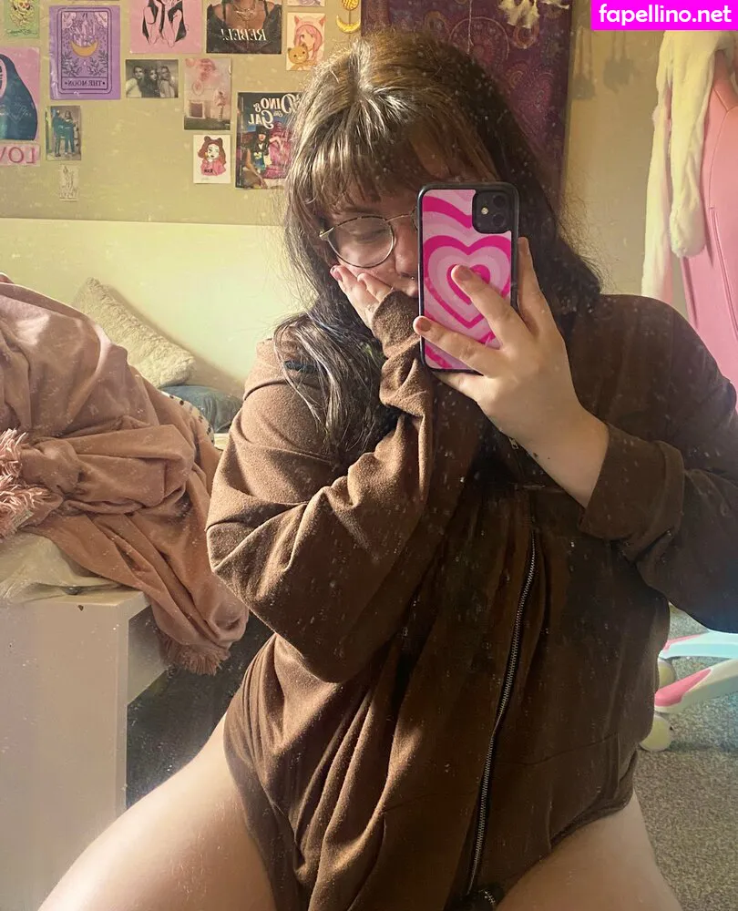 Holyhollyphoebe, shyphoebe Leaked Nude Picture #XfpZtyO2Kr