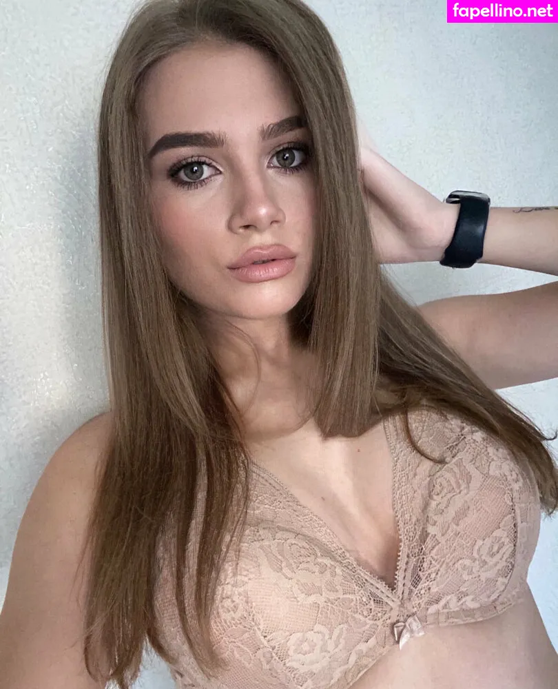 Honeymoonlera, mooneera Leaked Nude Picture #IGgWgJGG6o