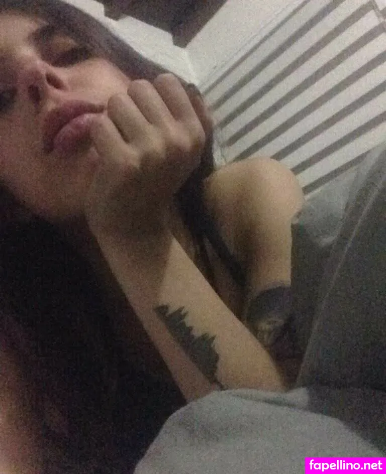 Alanhasweet, hugsandflowers, valentinasdfghjklz Leaked Nude Picture #OSzExODK2K