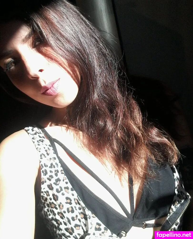 Alanhasweet, hugsandflowers, valentinasdfghjklz Leaked Nude Picture #amlVuyXXdq