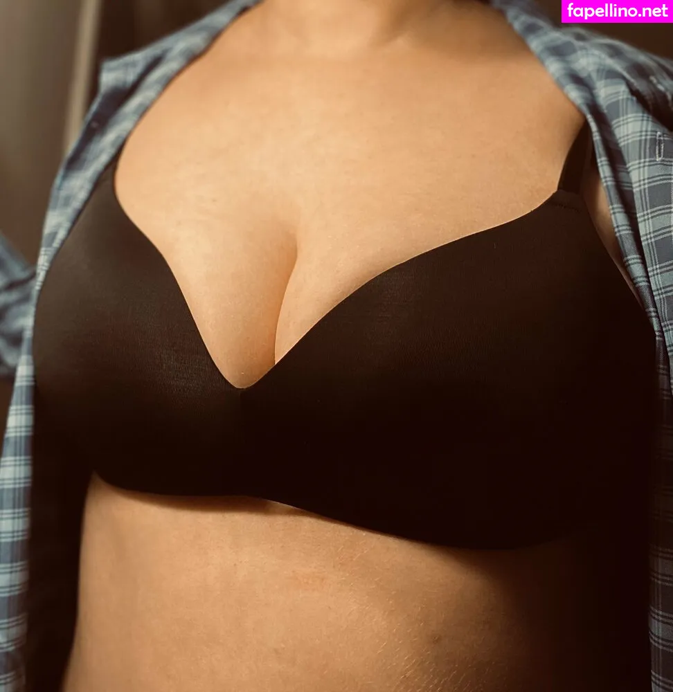 Amyymarie118, hunnybeesarecool Leaked Nude Picture #8E7ZNH5HE9