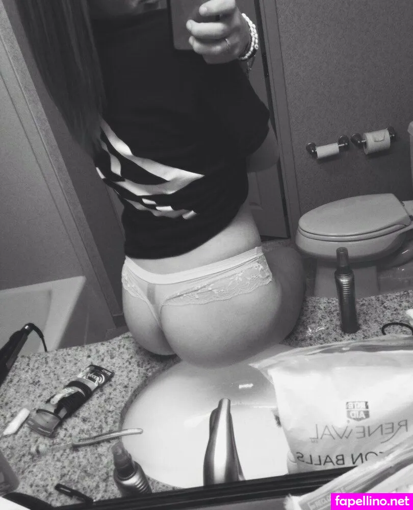 Softcorehollie Leaked Nude Picture #dfH95s0NYg