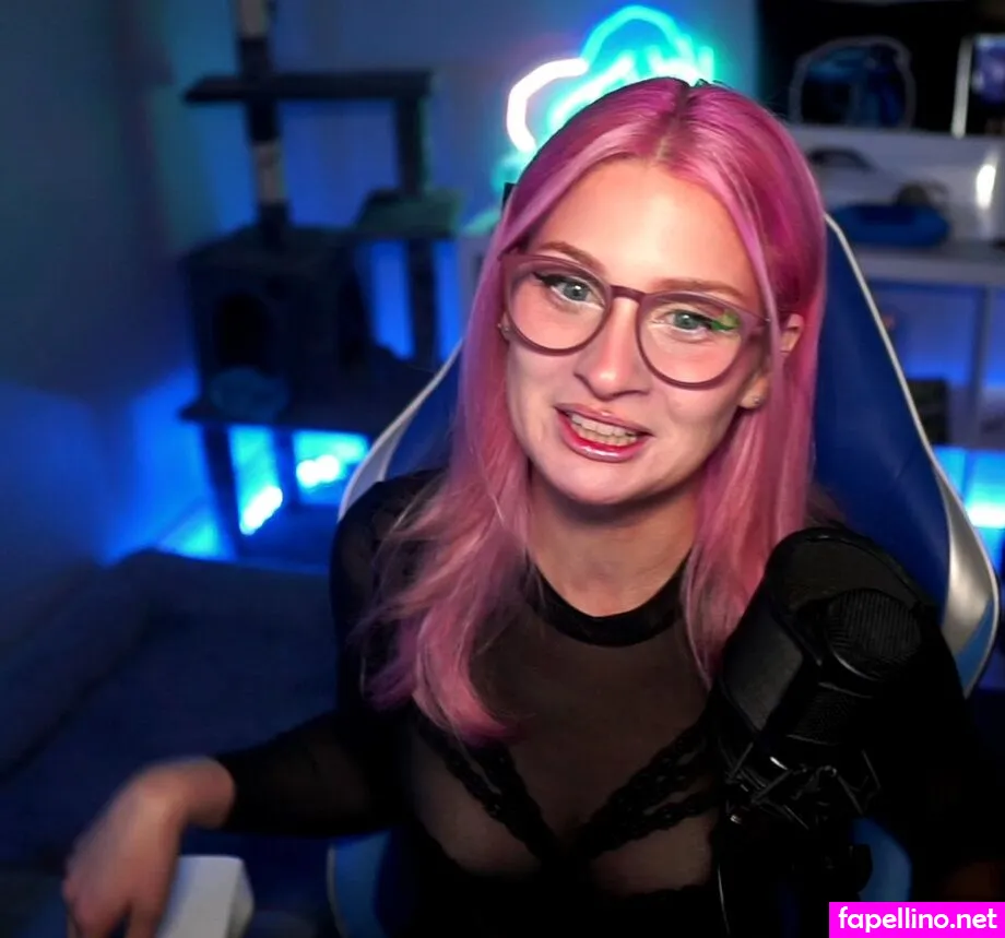 Icetokki Leaked Nude Picture #2sRvKzZlN5