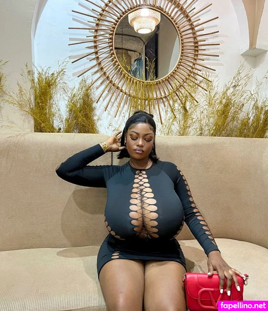 Https:, the_karachika Leaked Nude Picture #c9jGP7ERCU