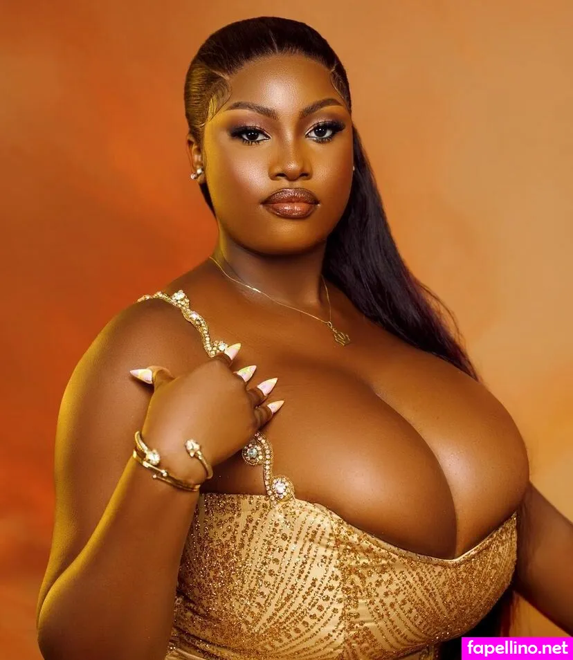 Https:, the_karachika Leaked Nude Picture #mYTWR9VRva