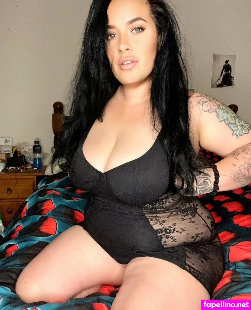 Inkedivy_x, justyouraveragemum_x Leaked Nude Picture #7ArHhX1HXk
