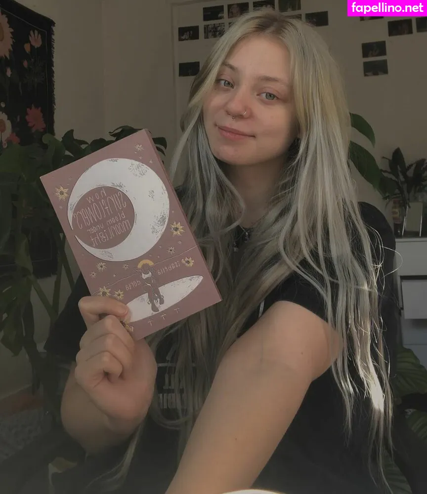 Isabelladortapoetry444 Leaked Nude Picture #qLhdY0wjx2