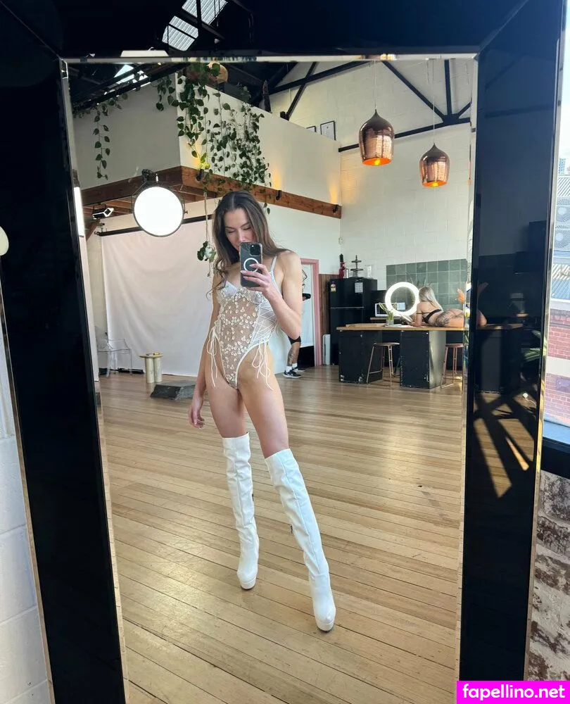 Isabella.moreau, isabella_moreau Leaked Nude Picture #lyOv4v4QL3