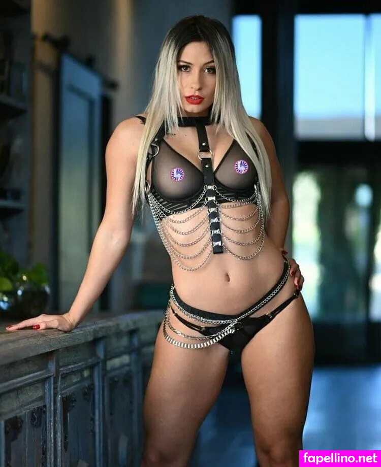 Issavegas Leaked Nude Picture #vN4FTzVMIL