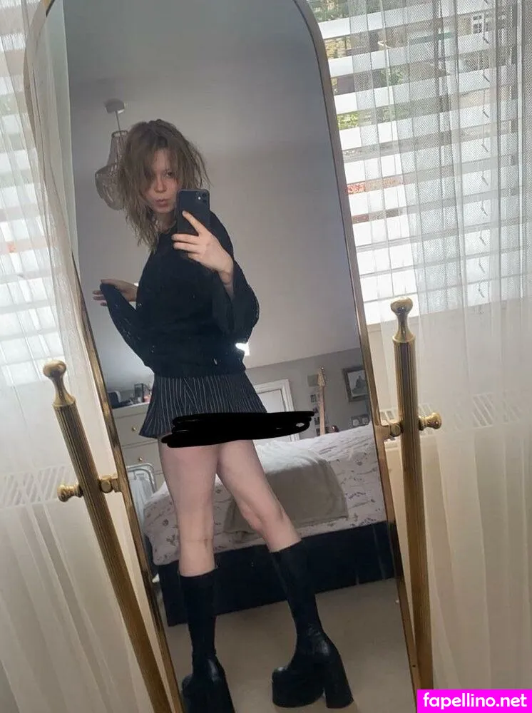 Allen_Issy, Issy_Allen, izzy_allen Leaked Nude Picture #6GGq4hj7Wx